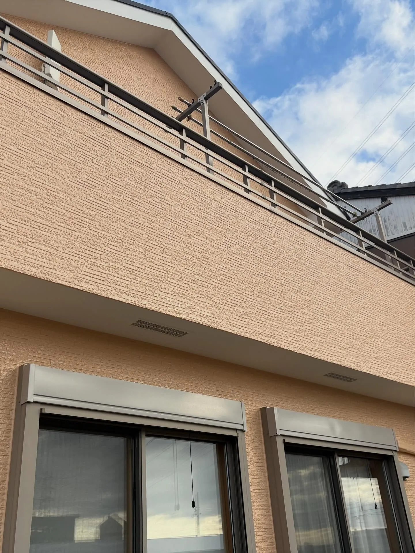 海部郡蟹江町にて屋根・外壁塗装工事が完了しました🏠✨