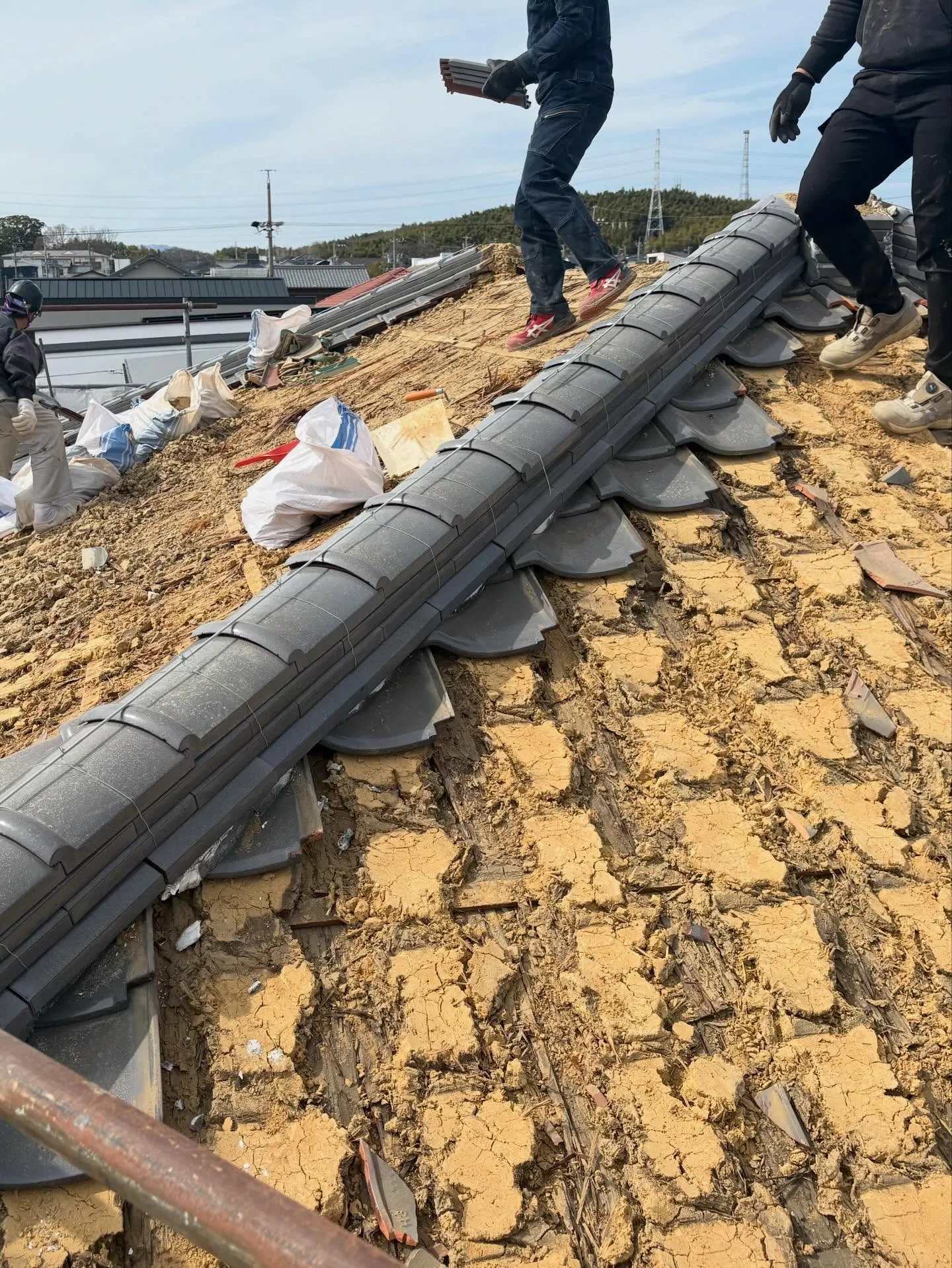 🏠【瓦屋根って実はこんなに重い|三重県桑名市】